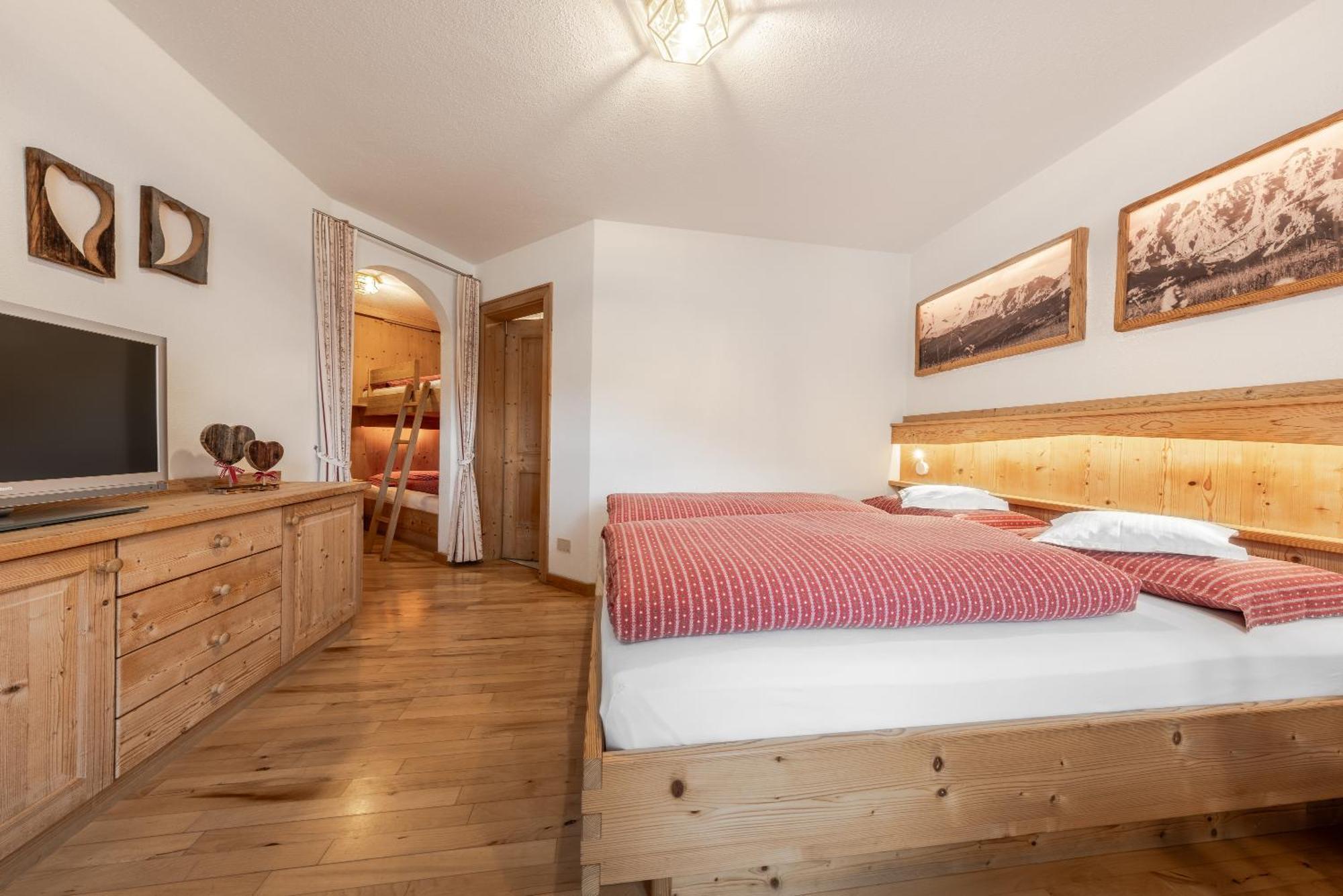 Apartment Ciasa Laoi San Cassiano  Εξωτερικό φωτογραφία