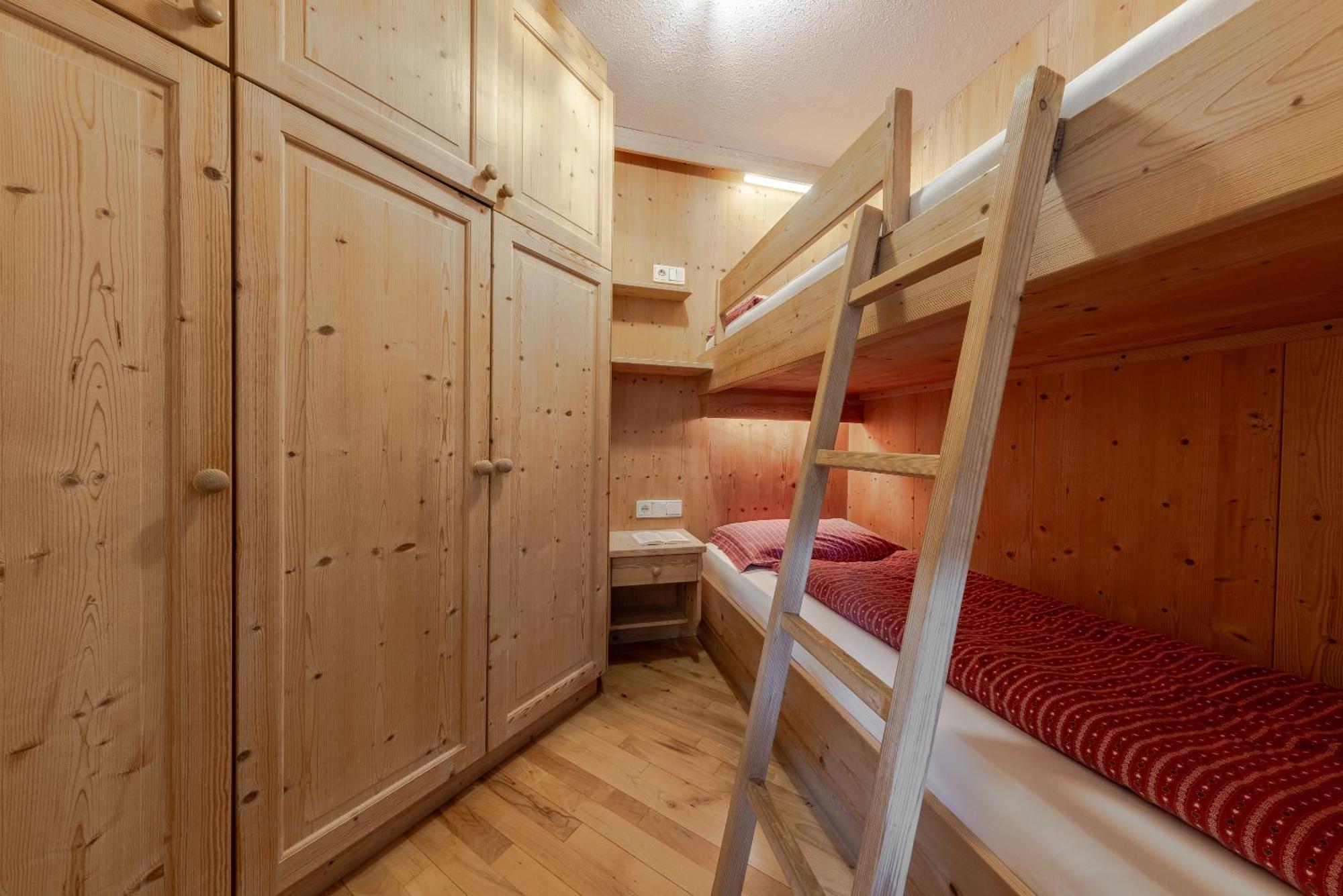 Apartment Ciasa Laoi San Cassiano  Εξωτερικό φωτογραφία